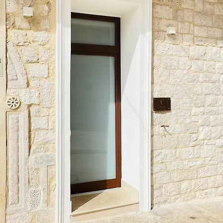 Holiday home Carola Luxury *